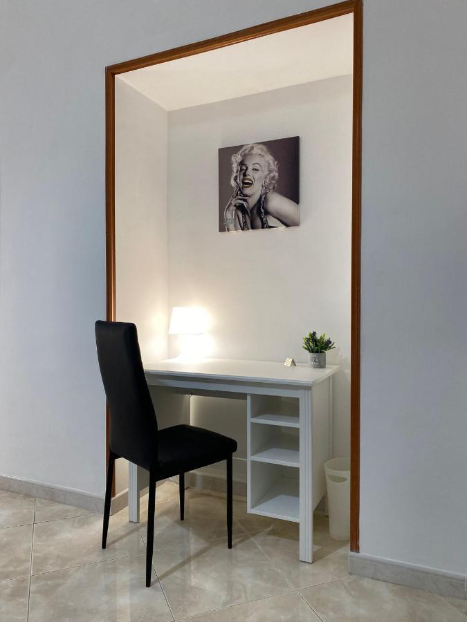 De Lollis Apartments Napoli Dış mekan fotoğraf